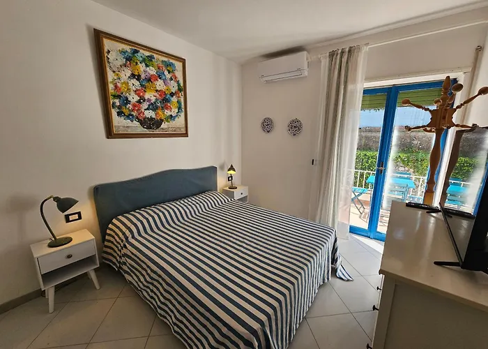 The Spanish At アパート *